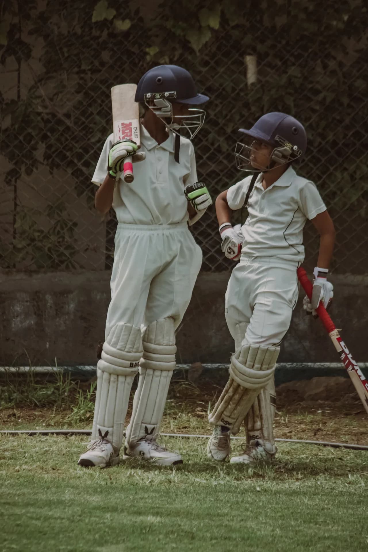 Talking tactics on the boundary